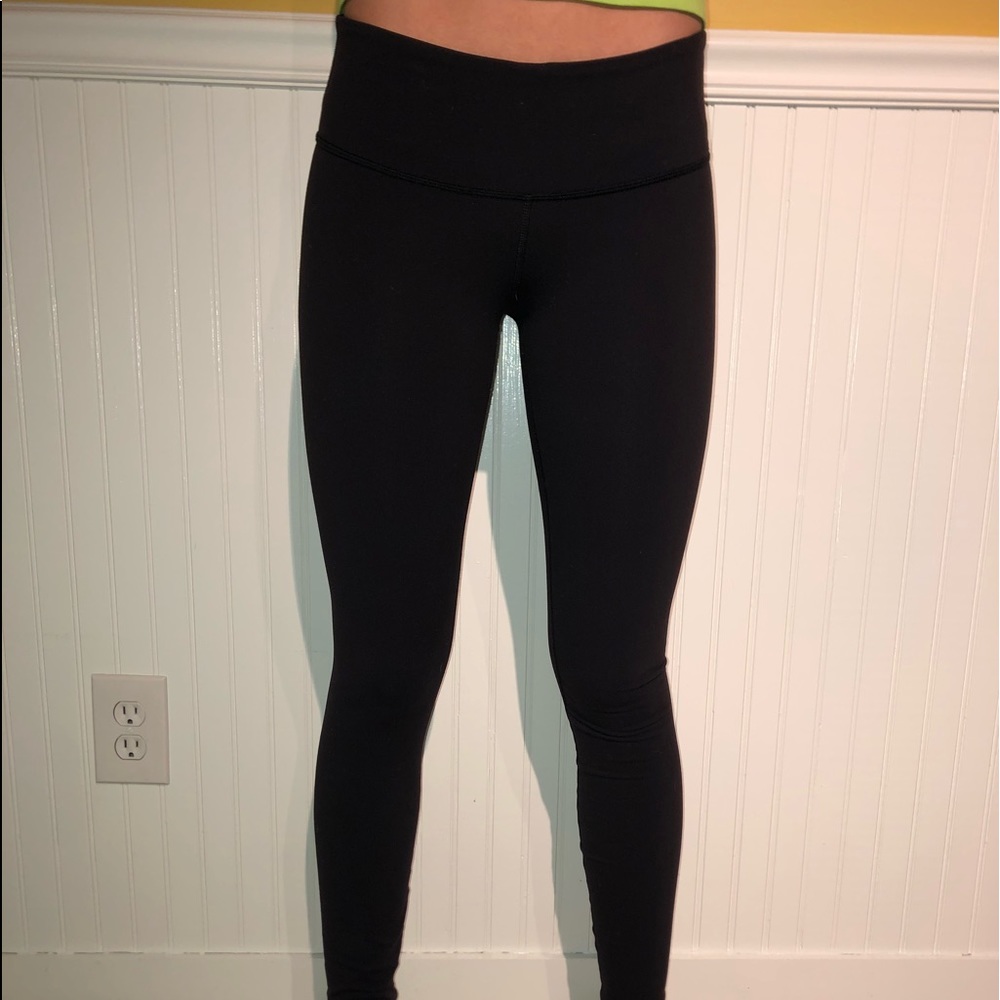 Lululemon pants size 4
